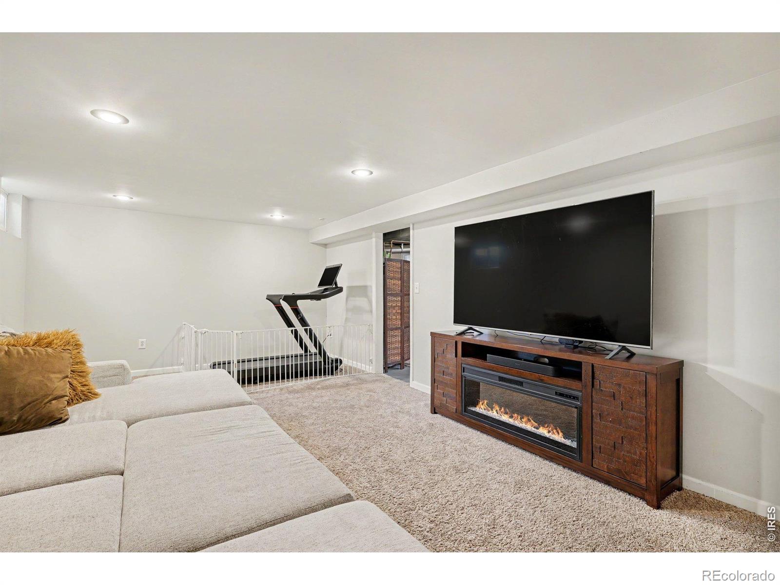 MLS Image #19 for 6120 w arkansas avenue,lakewood, Colorado