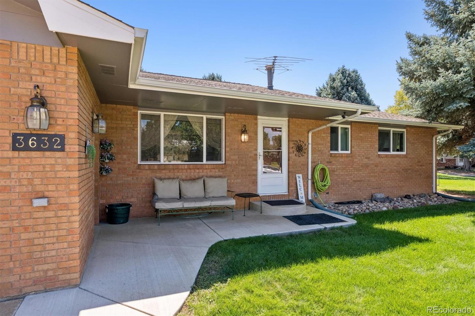 MLS Image #4 for 3632  catalpa court,loveland, Colorado