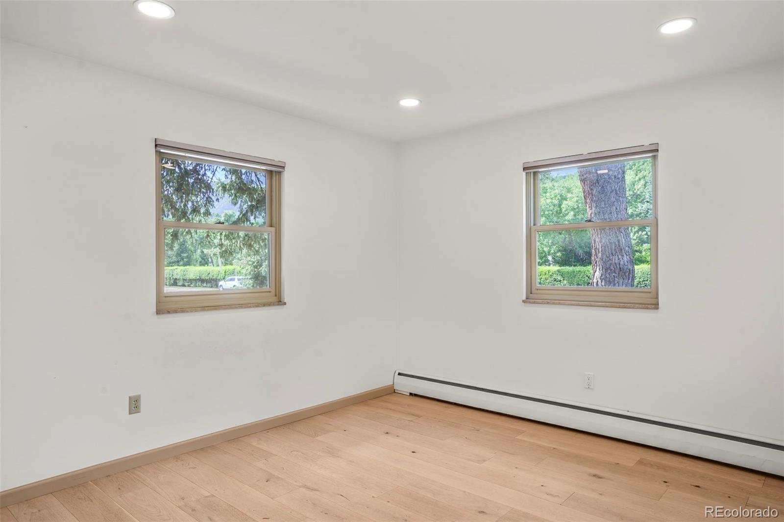 MLS Image #15 for 29  briarwood place,colorado springs, Colorado