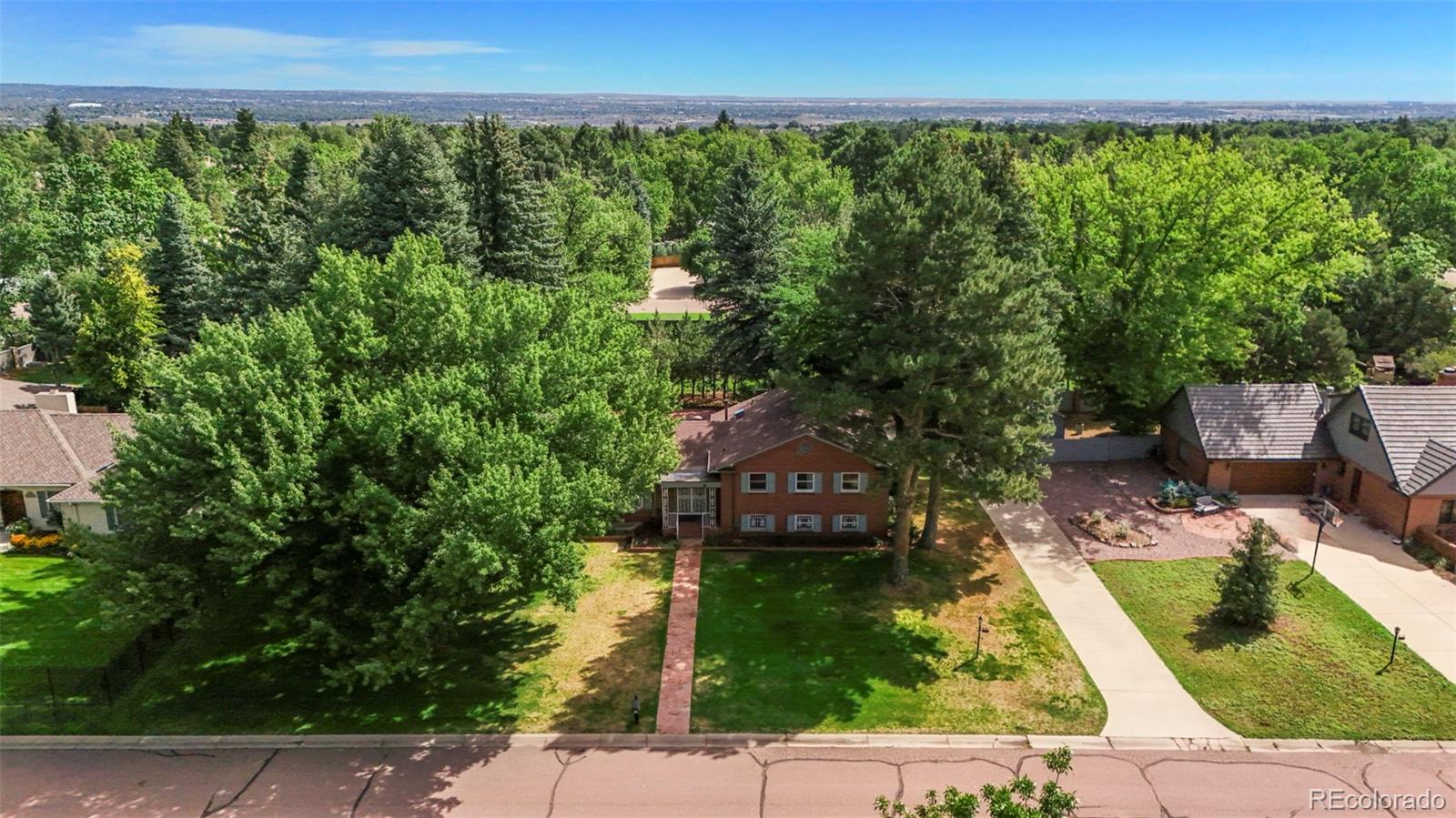 MLS Image #36 for 29  briarwood place,colorado springs, Colorado