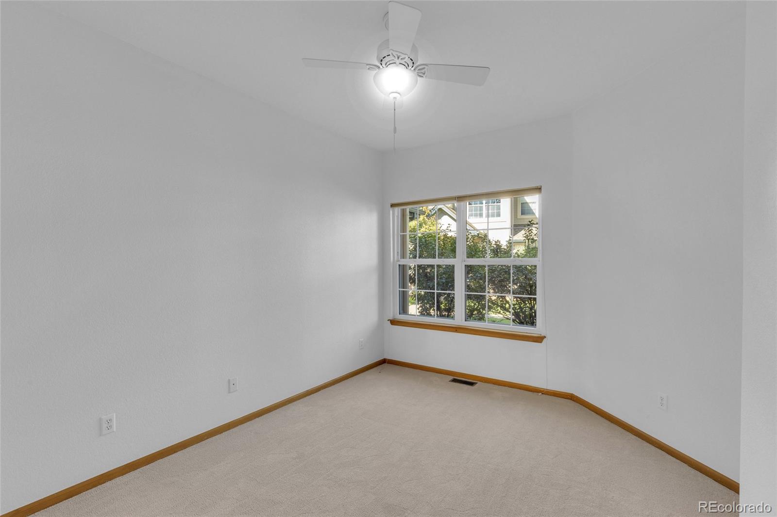 MLS Image #12 for 9995 e hawaii place,denver, Colorado