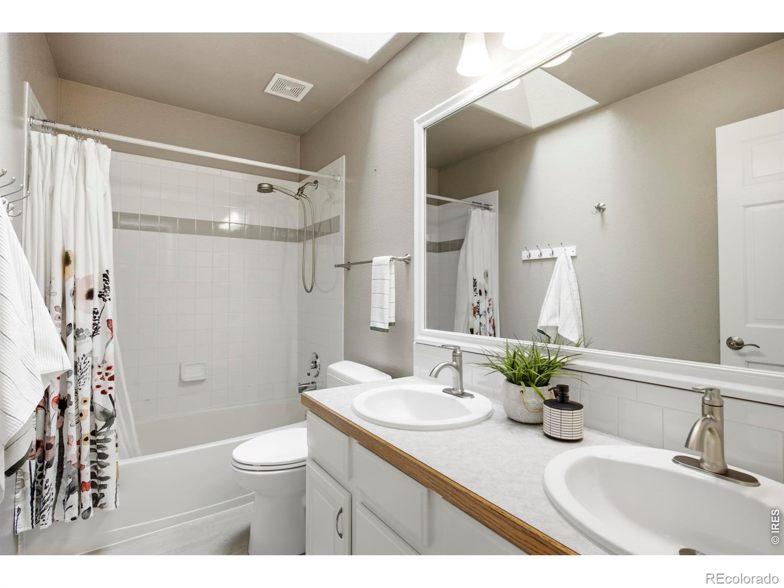 MLS Image #27 for 2412  pine needle court,fort collins, Colorado