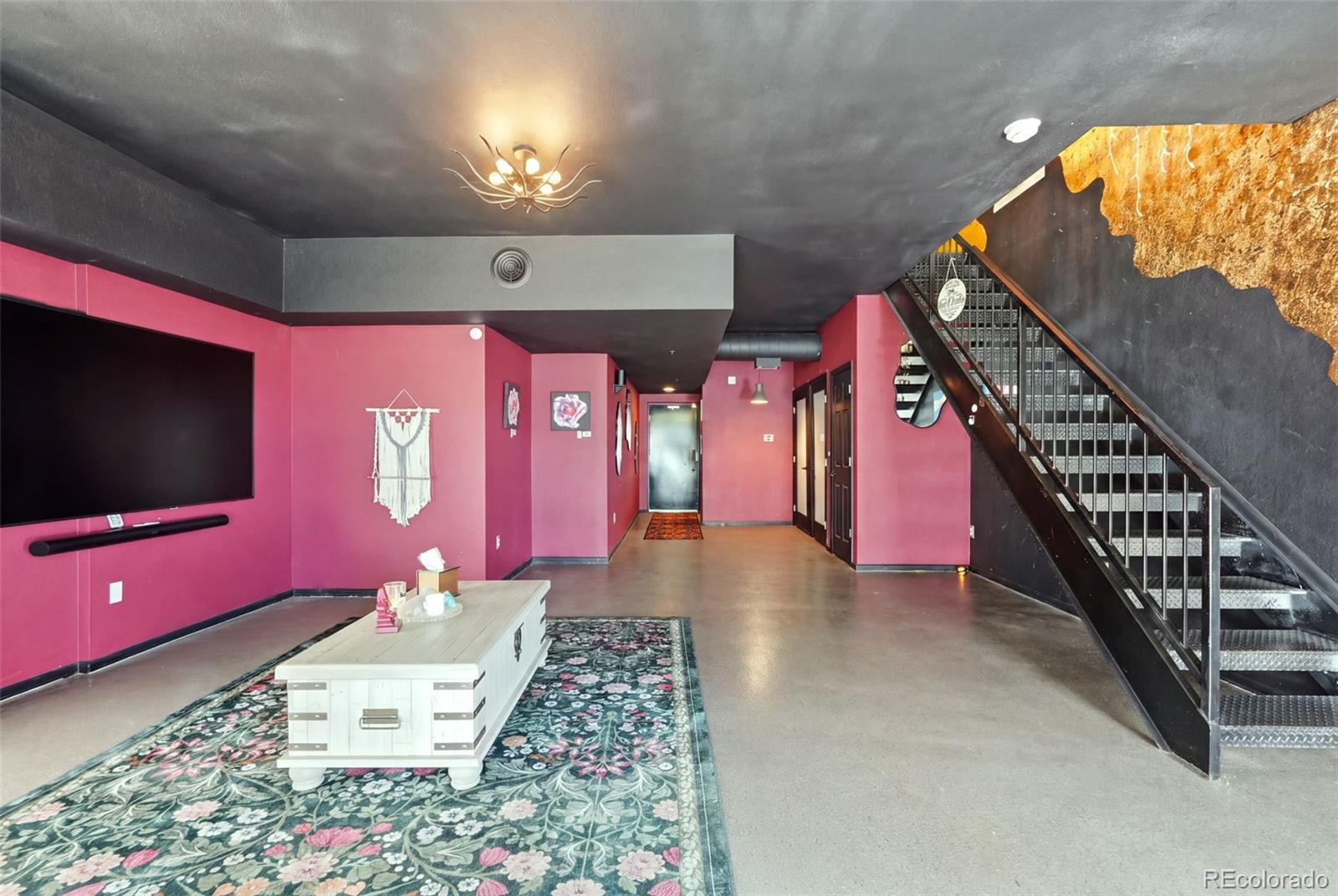 MLS Image #10 for 3195  blake street,denver, Colorado