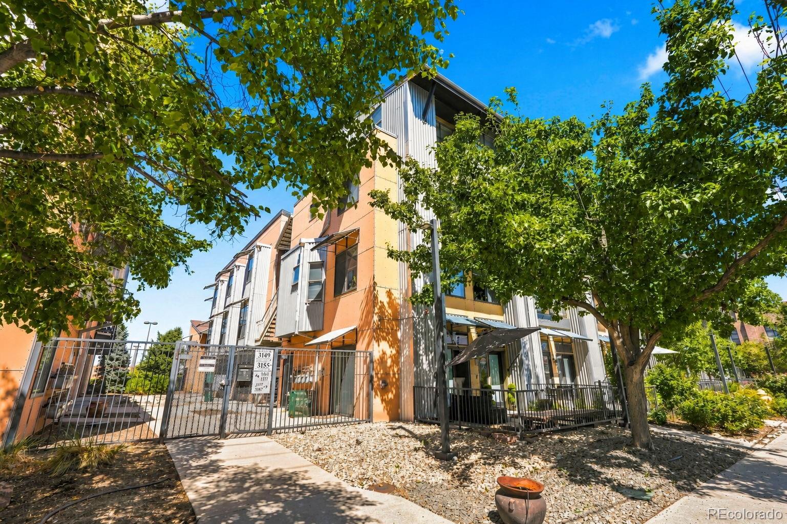 MLS Image #2 for 3195  blake street,denver, Colorado