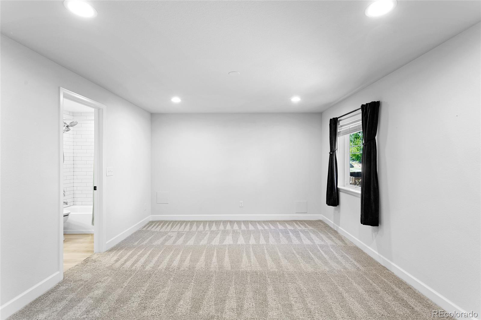 MLS Image #30 for 4900 s flat rock way,aurora, Colorado