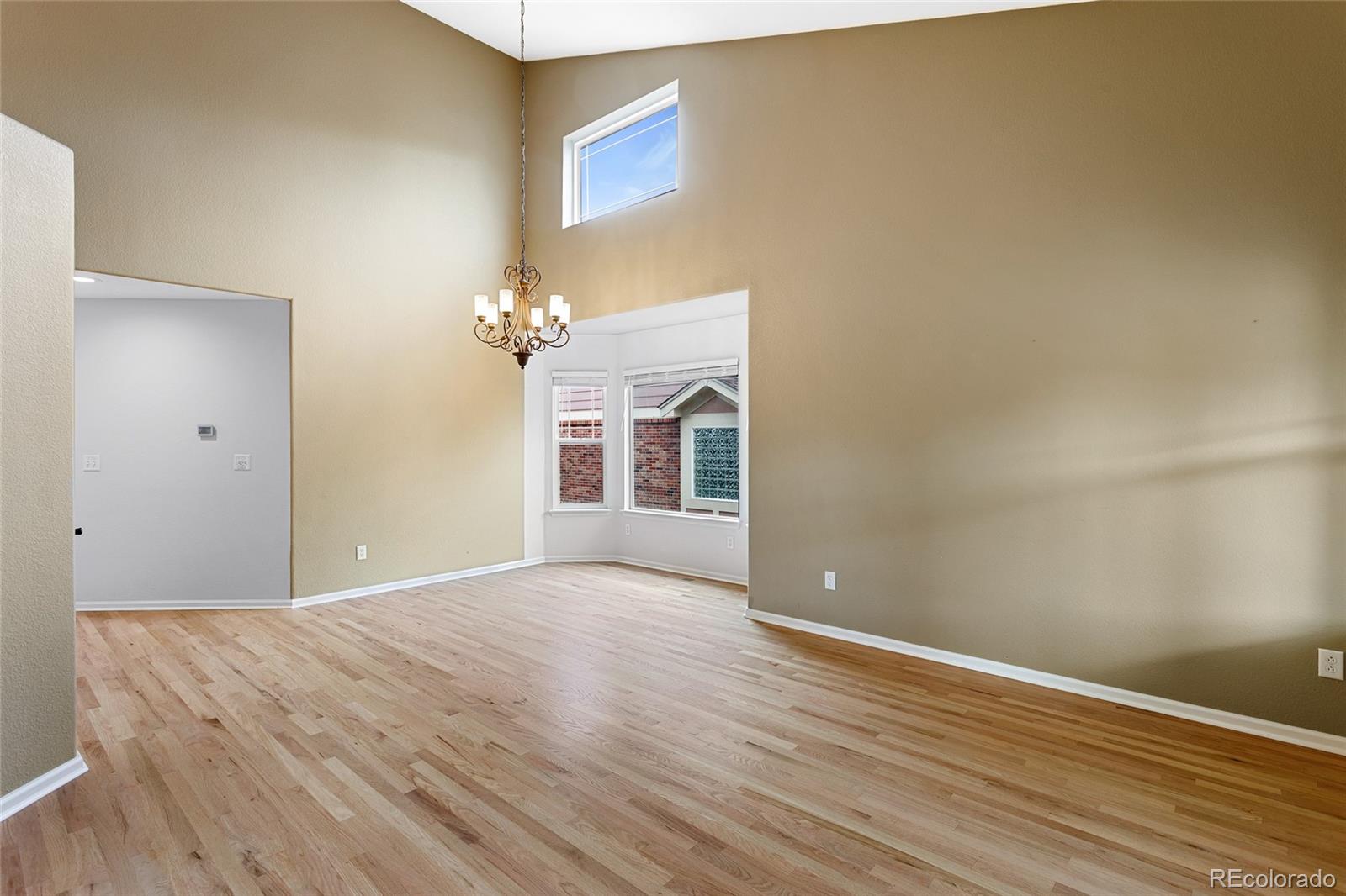 MLS Image #4 for 4900 s flat rock way,aurora, Colorado