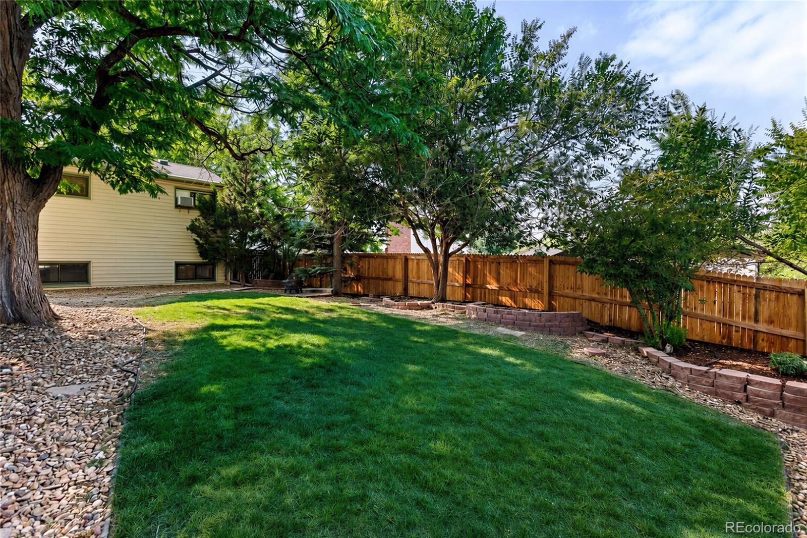 MLS Image #9 for 3412 s elm street,denver, Colorado