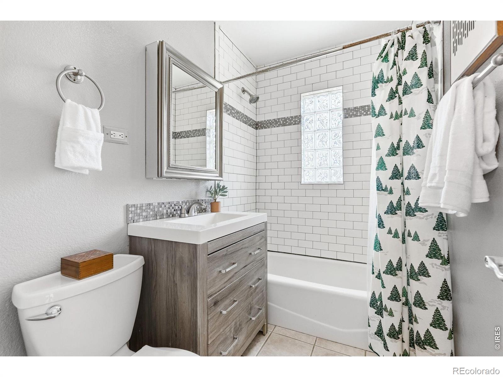 MLS Image #4 for 3564  magnolia street,denver, Colorado