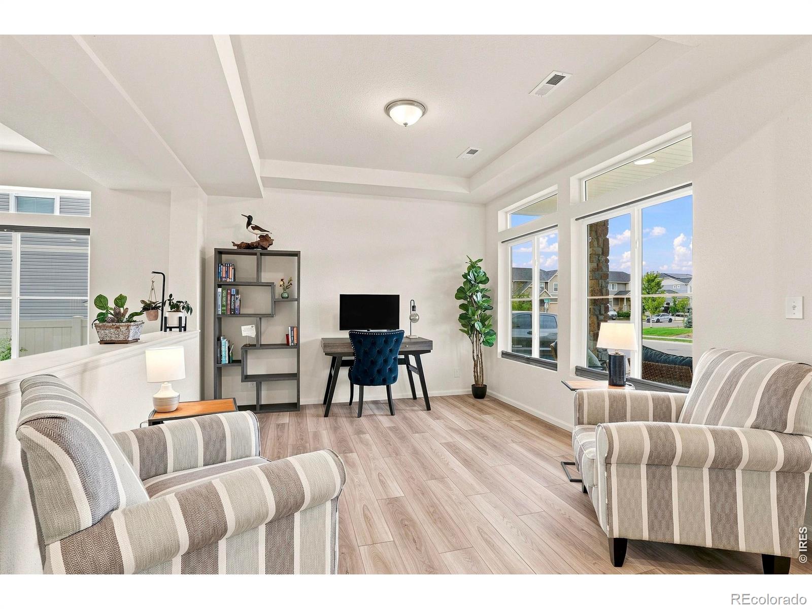 MLS Image #5 for 3808  sprucewood drive,johnstown, Colorado