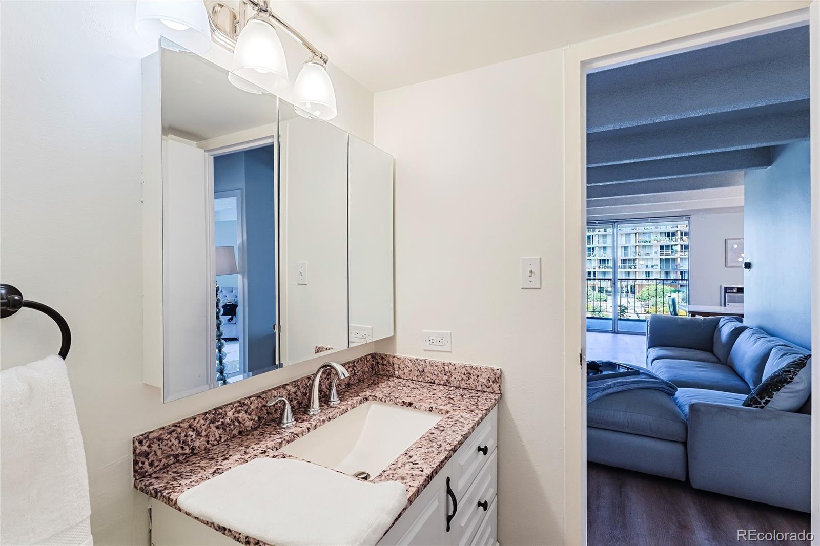 MLS Image #14 for 4801 e 9th avenue,denver, Colorado