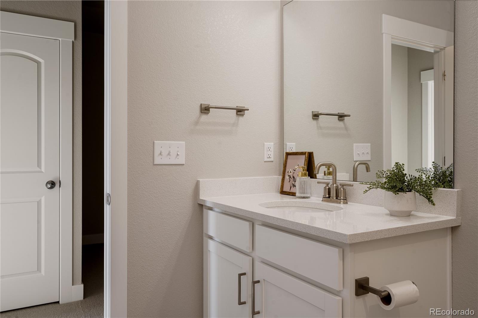 MLS Image #35 for 6363  elmira street ,denver, Colorado
