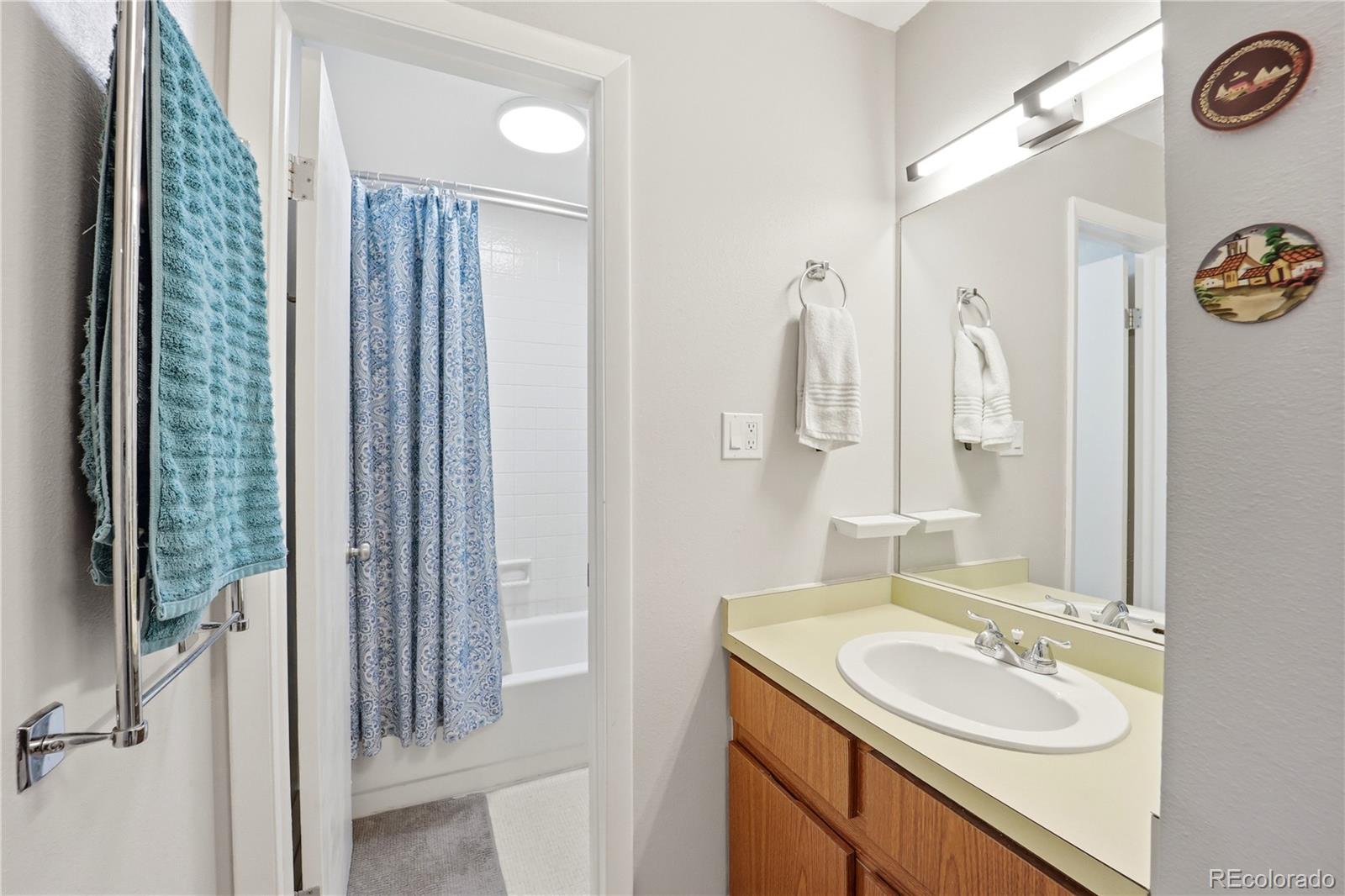 MLS Image #13 for 5995 e iliff avenue,denver, Colorado