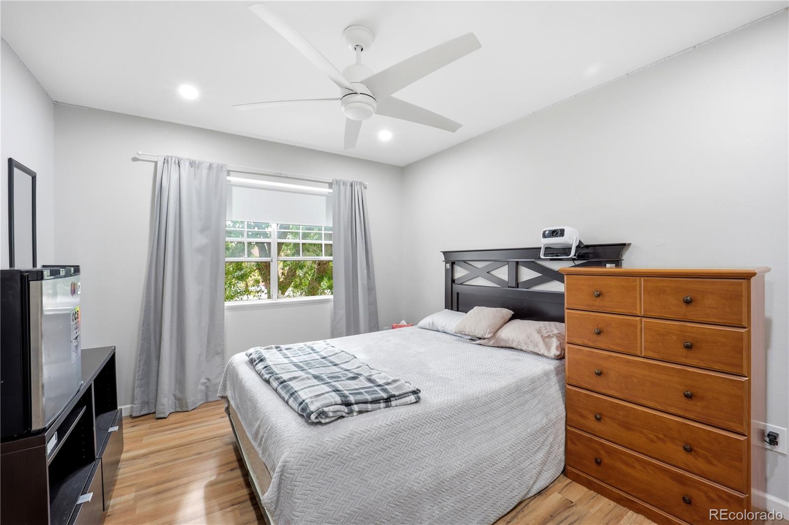 MLS Image #14 for 5995 e iliff avenue,denver, Colorado