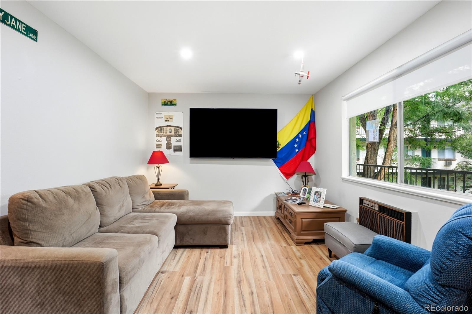 MLS Image #4 for 5995 e iliff avenue,denver, Colorado