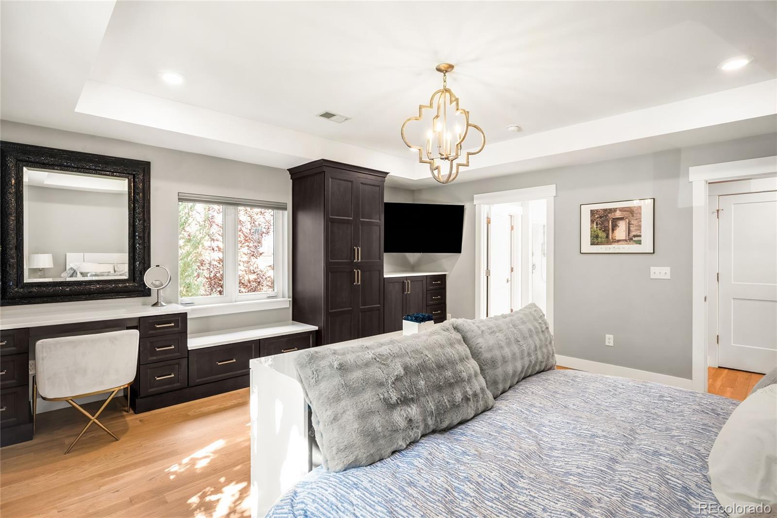 MLS Image #14 for 600 n high street,denver, Colorado