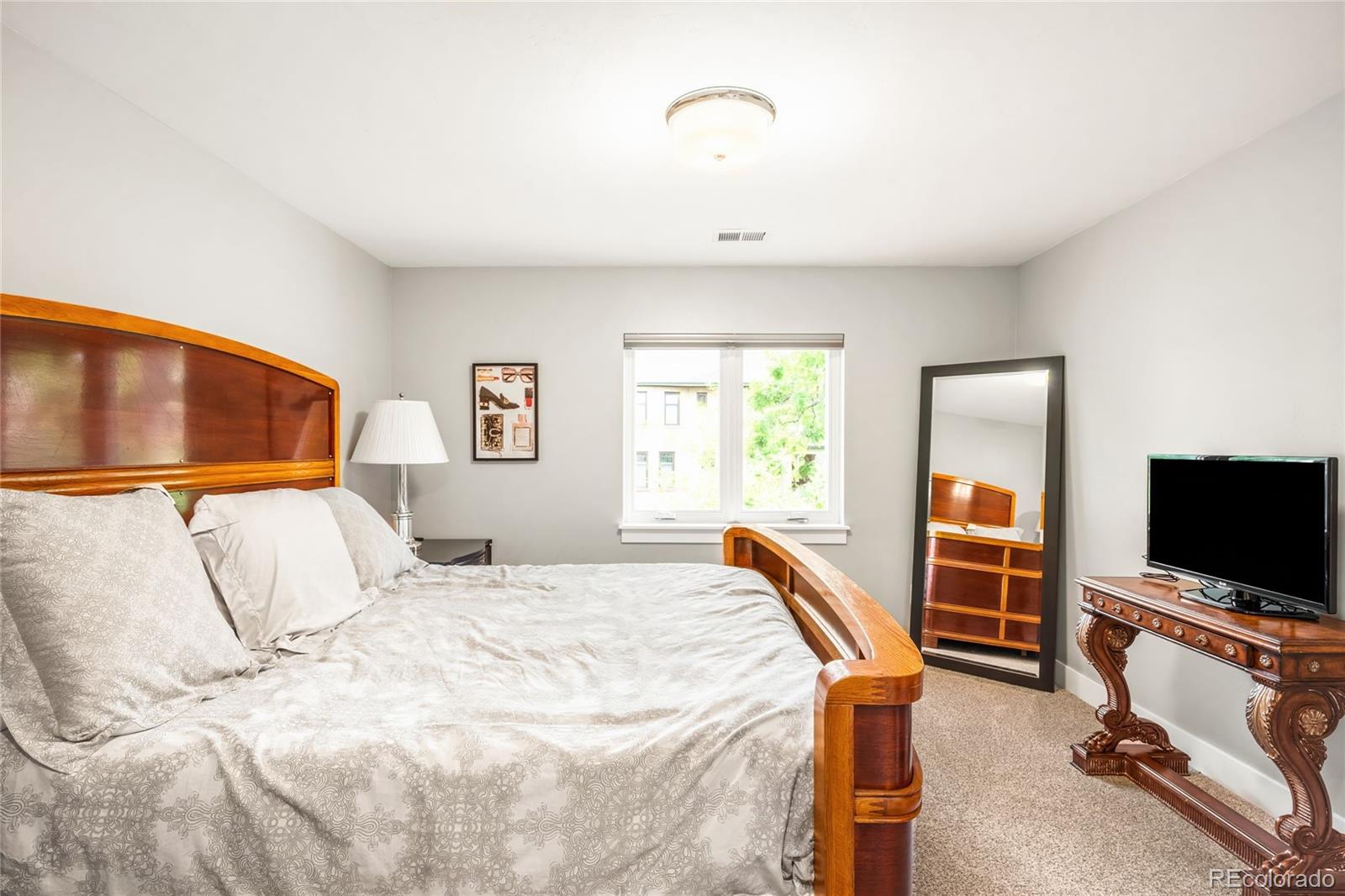 MLS Image #23 for 600 n high street,denver, Colorado