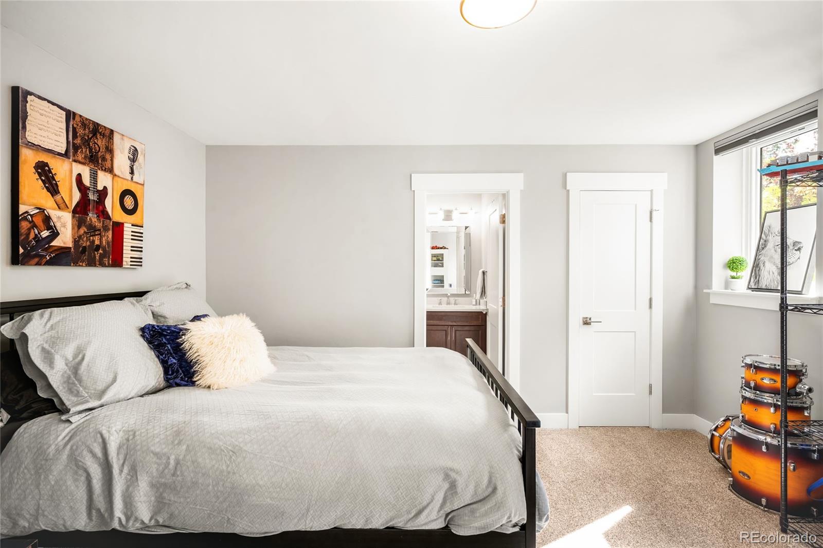 MLS Image #31 for 600 n high street,denver, Colorado
