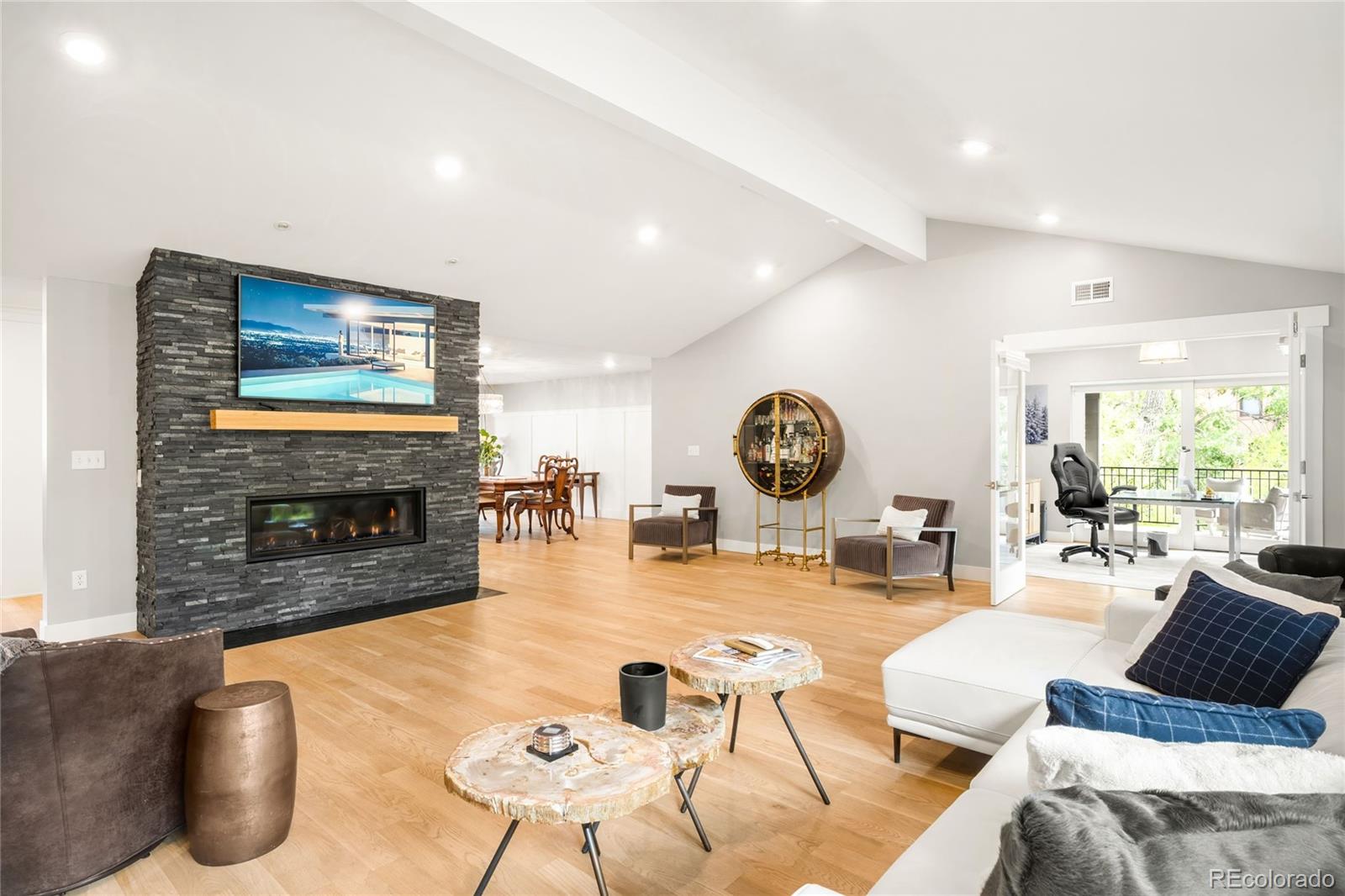 MLS Image #5 for 600 n high street,denver, Colorado