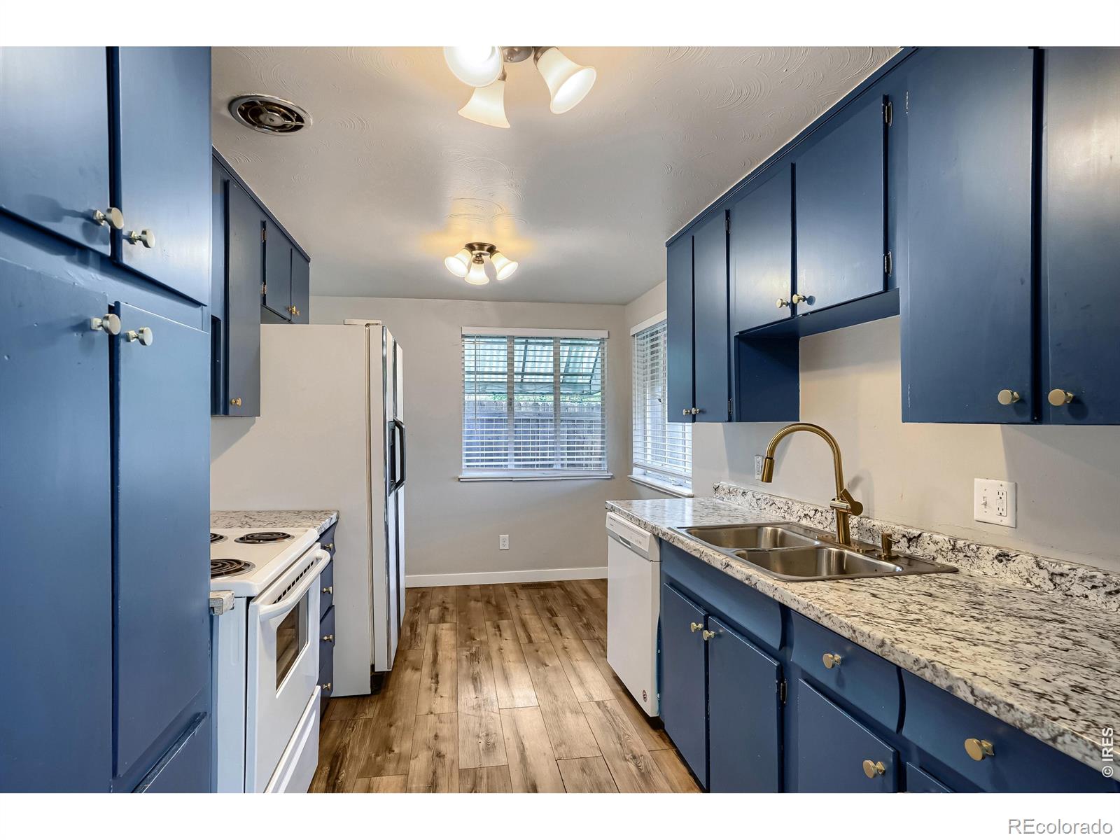 MLS Image #4 for 1435 s ogden street,denver, Colorado