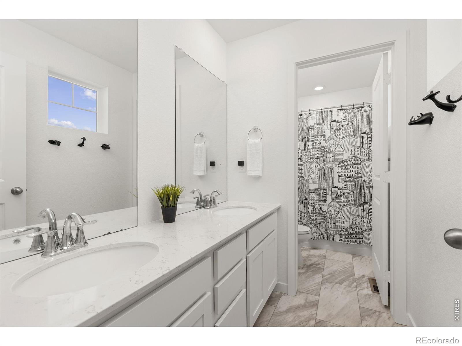 MLS Image #28 for 412  elbert street,johnstown, Colorado