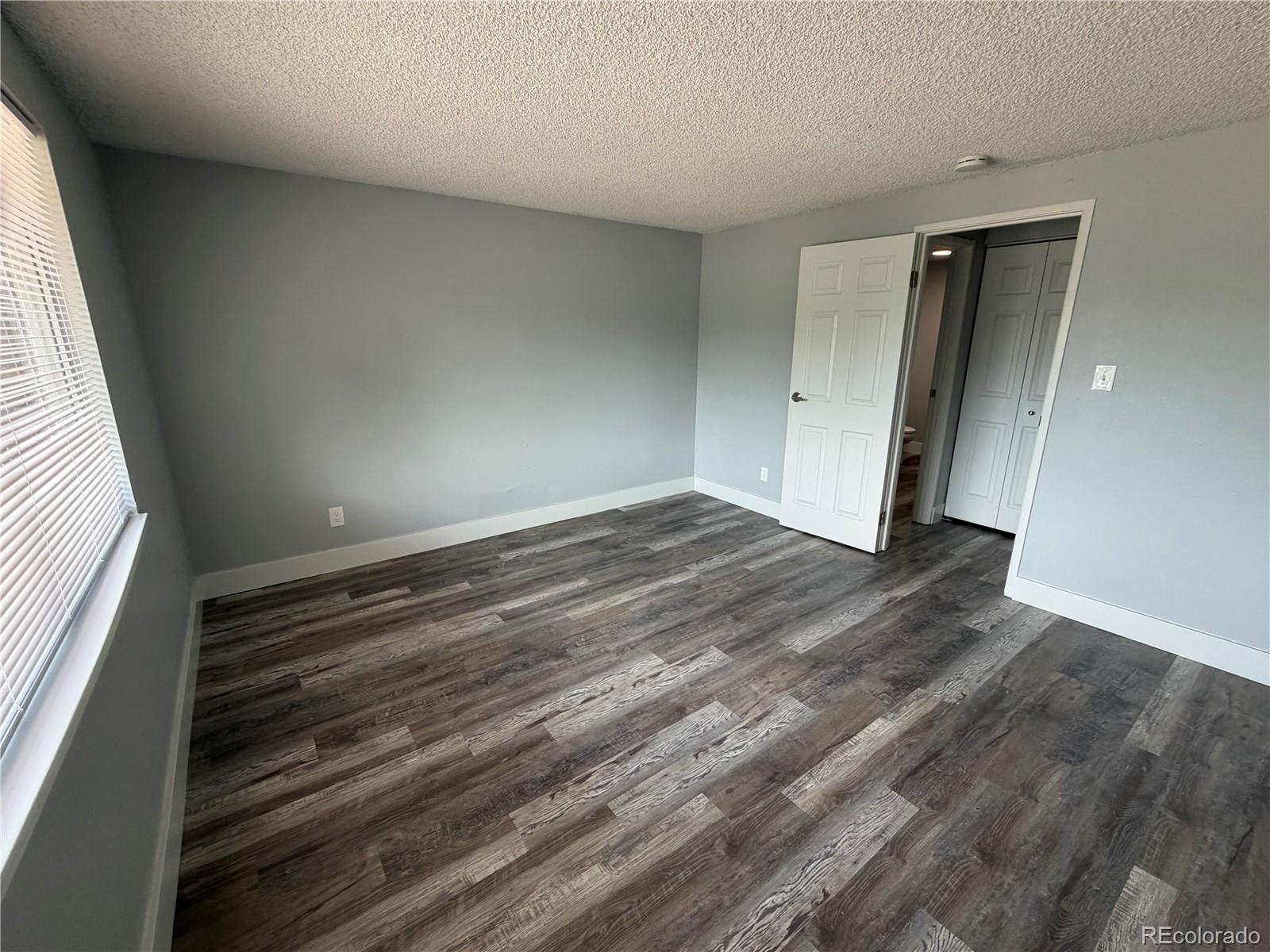 MLS Image #11 for 209 e highline circle,centennial, Colorado