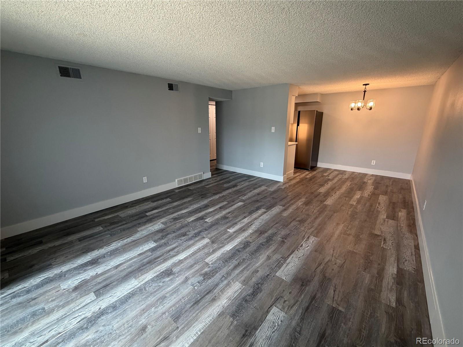 MLS Image #17 for 209 e highline circle,centennial, Colorado