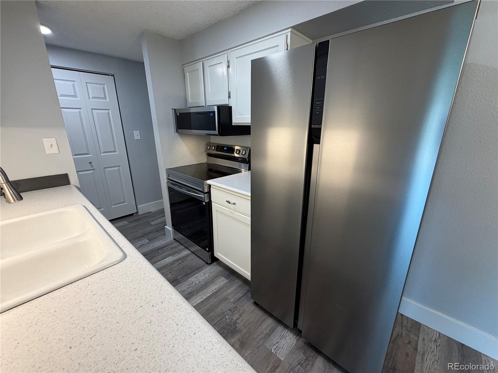 MLS Image #19 for 209 e highline circle,centennial, Colorado