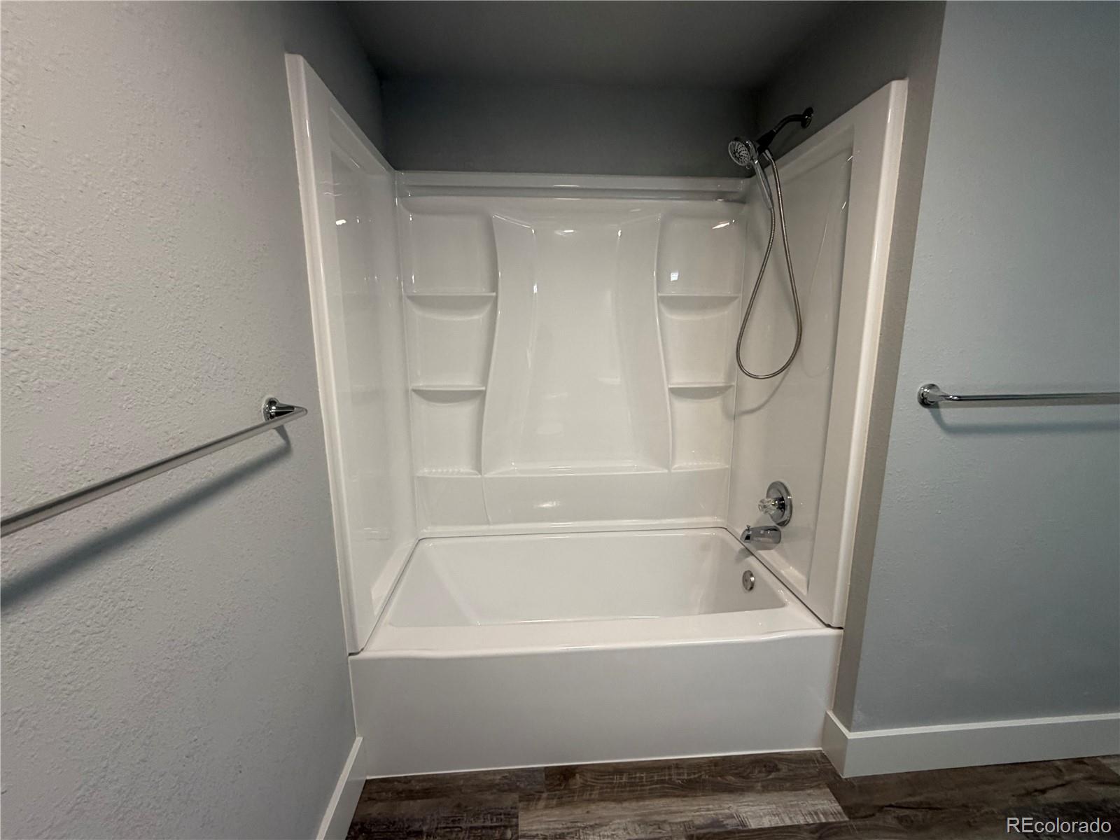 MLS Image #6 for 209 e highline circle,centennial, Colorado