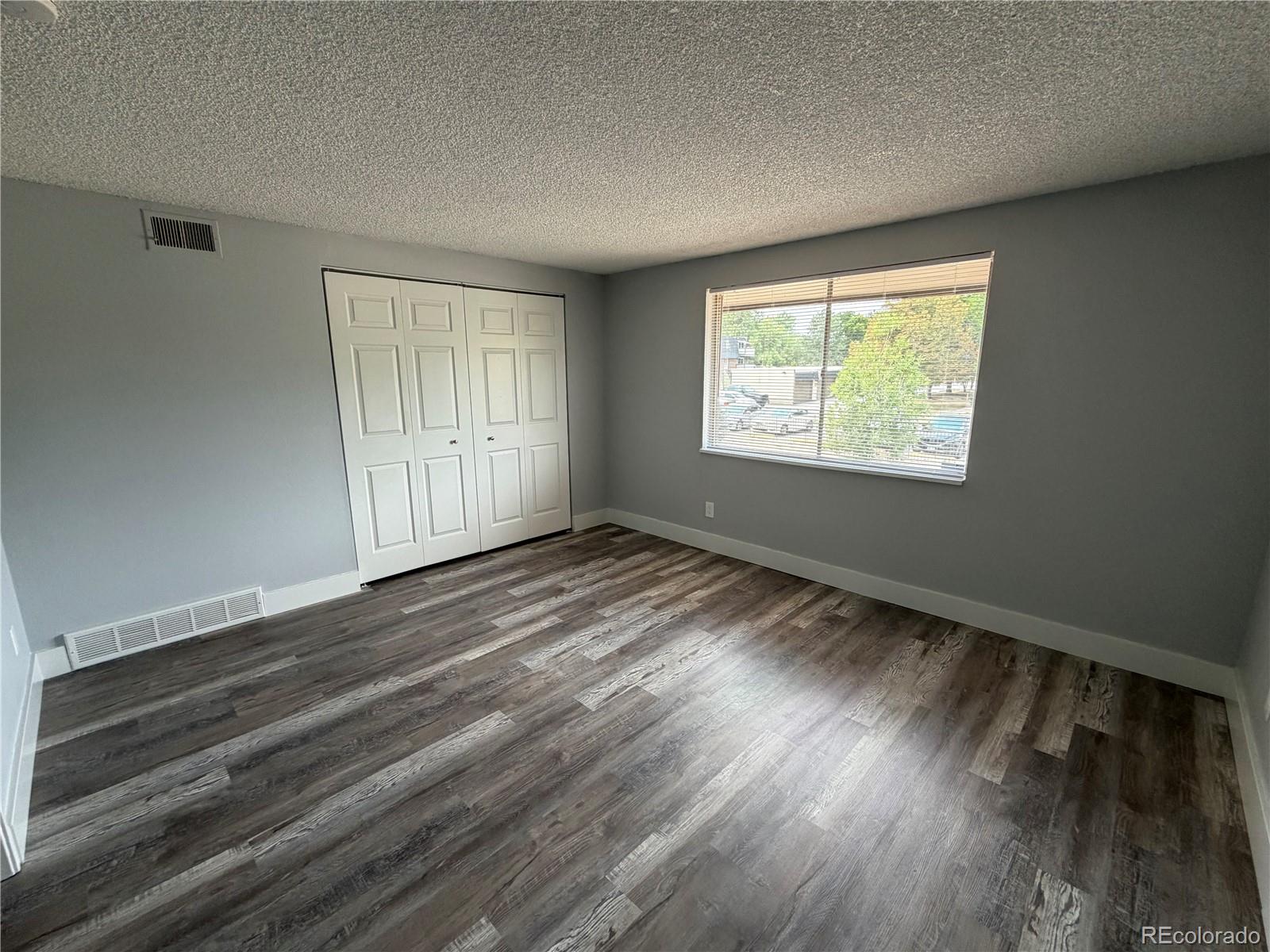 MLS Image #9 for 209 e highline circle,centennial, Colorado