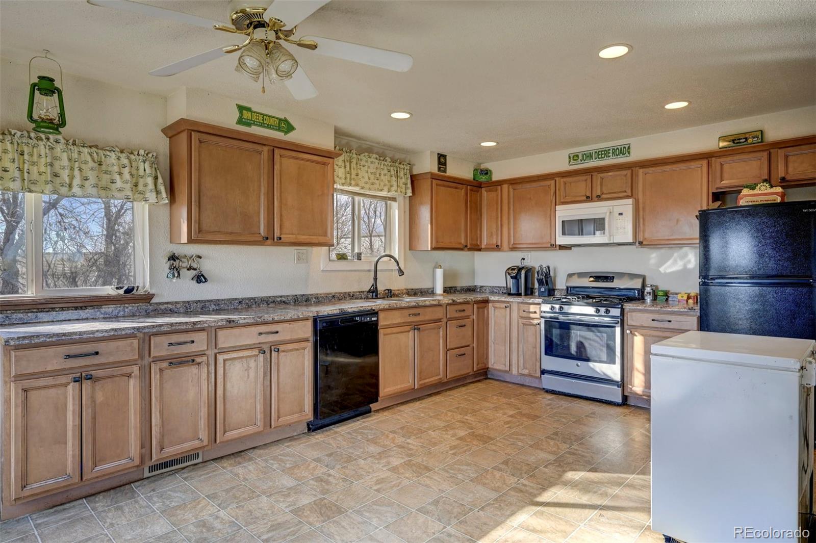MLS Image #12 for 9420  mulberry road,calhan, Colorado