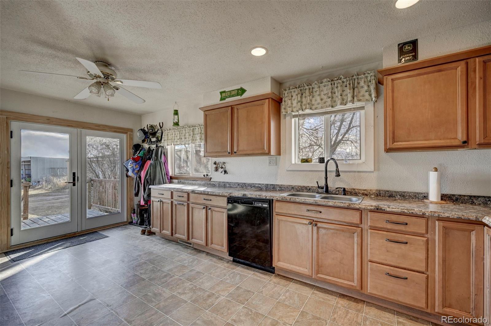 MLS Image #15 for 9420  mulberry road,calhan, Colorado