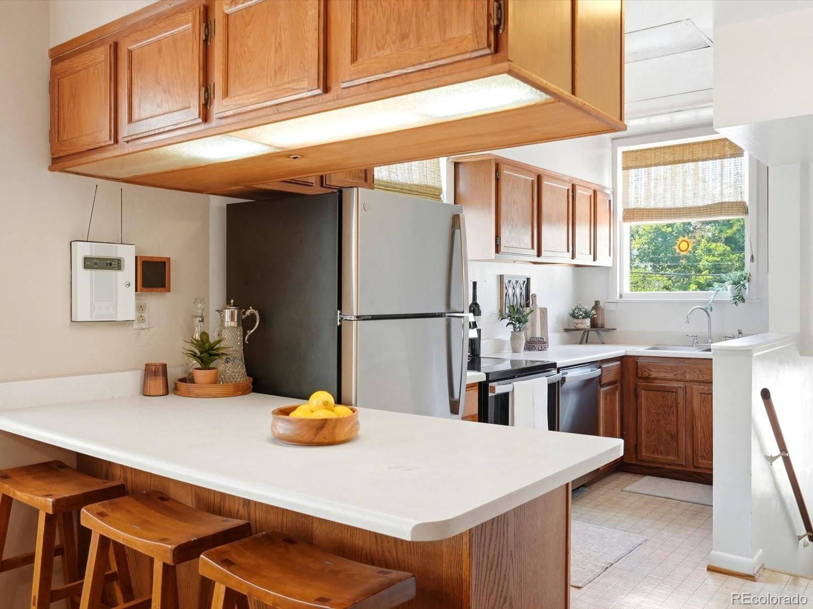 MLS Image #11 for 281 s emerson street,denver, Colorado