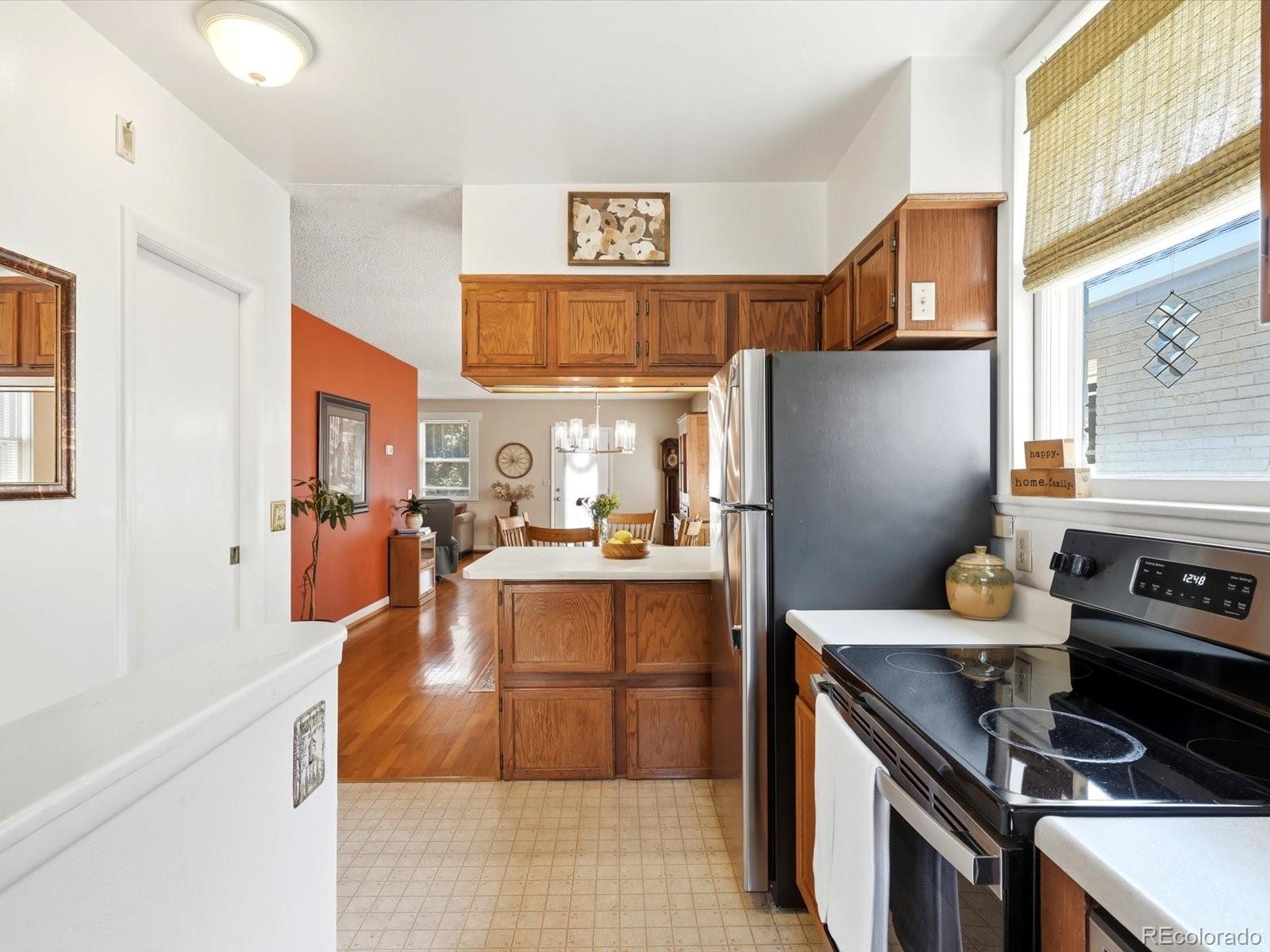 MLS Image #15 for 281 s emerson street,denver, Colorado