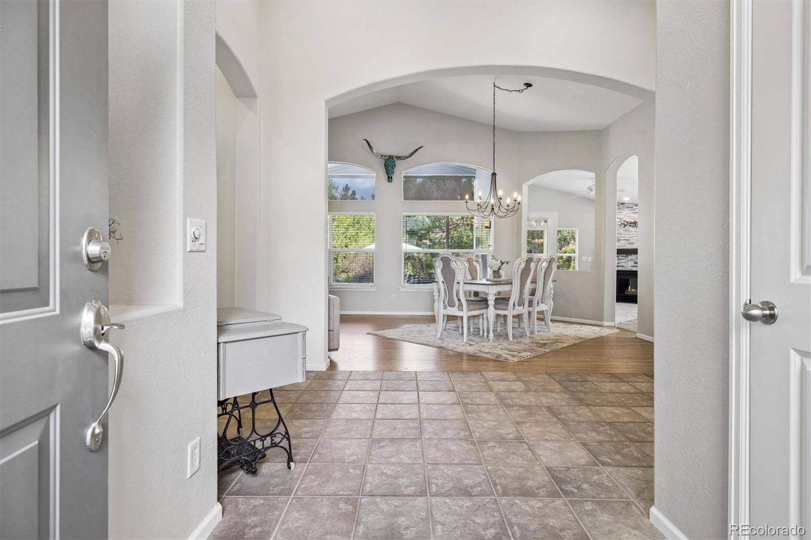 MLS Image #4 for 7740  crystal lake court,littleton, Colorado