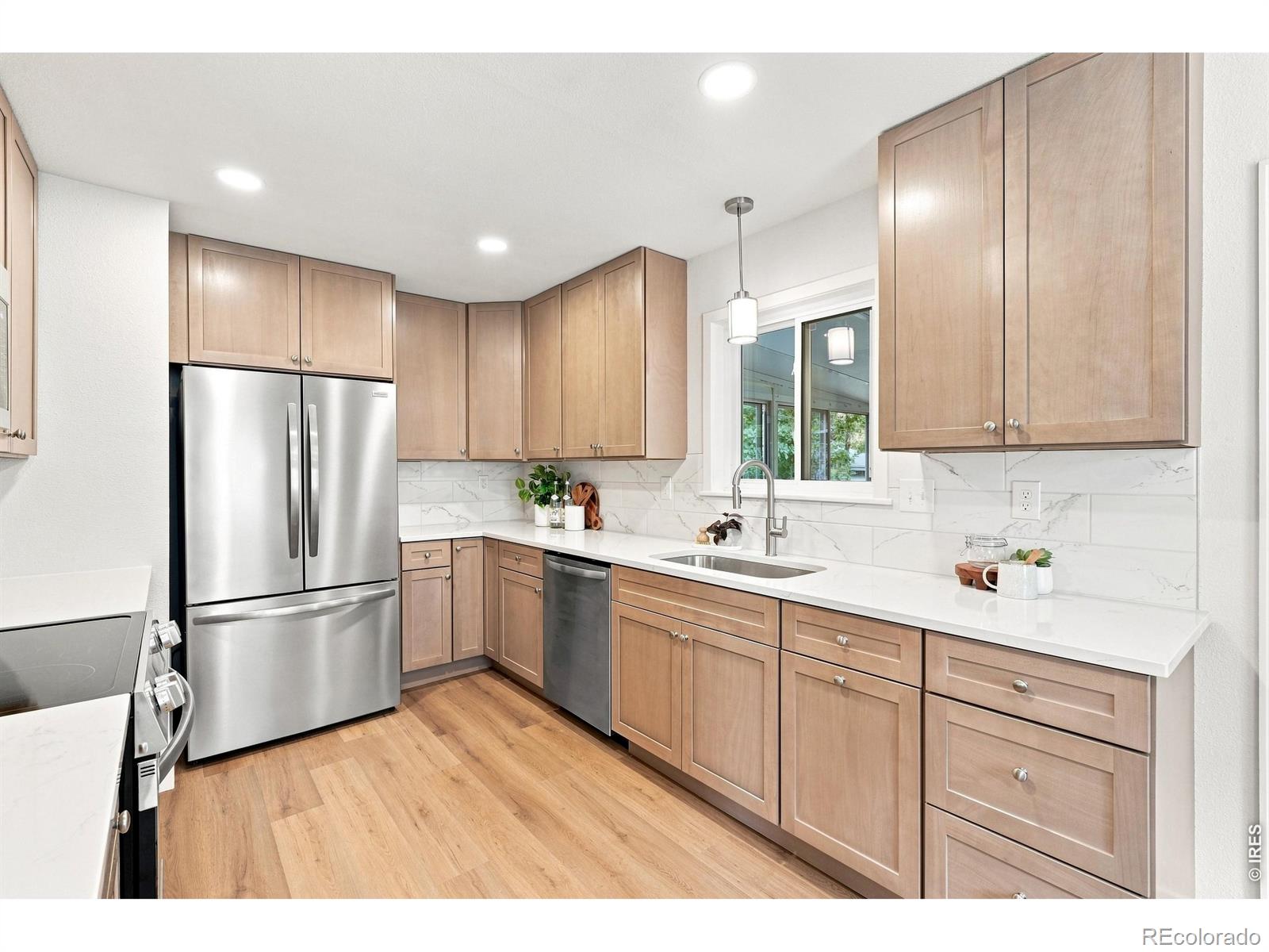 MLS Image #6 for 1038  aspen street,longmont, Colorado