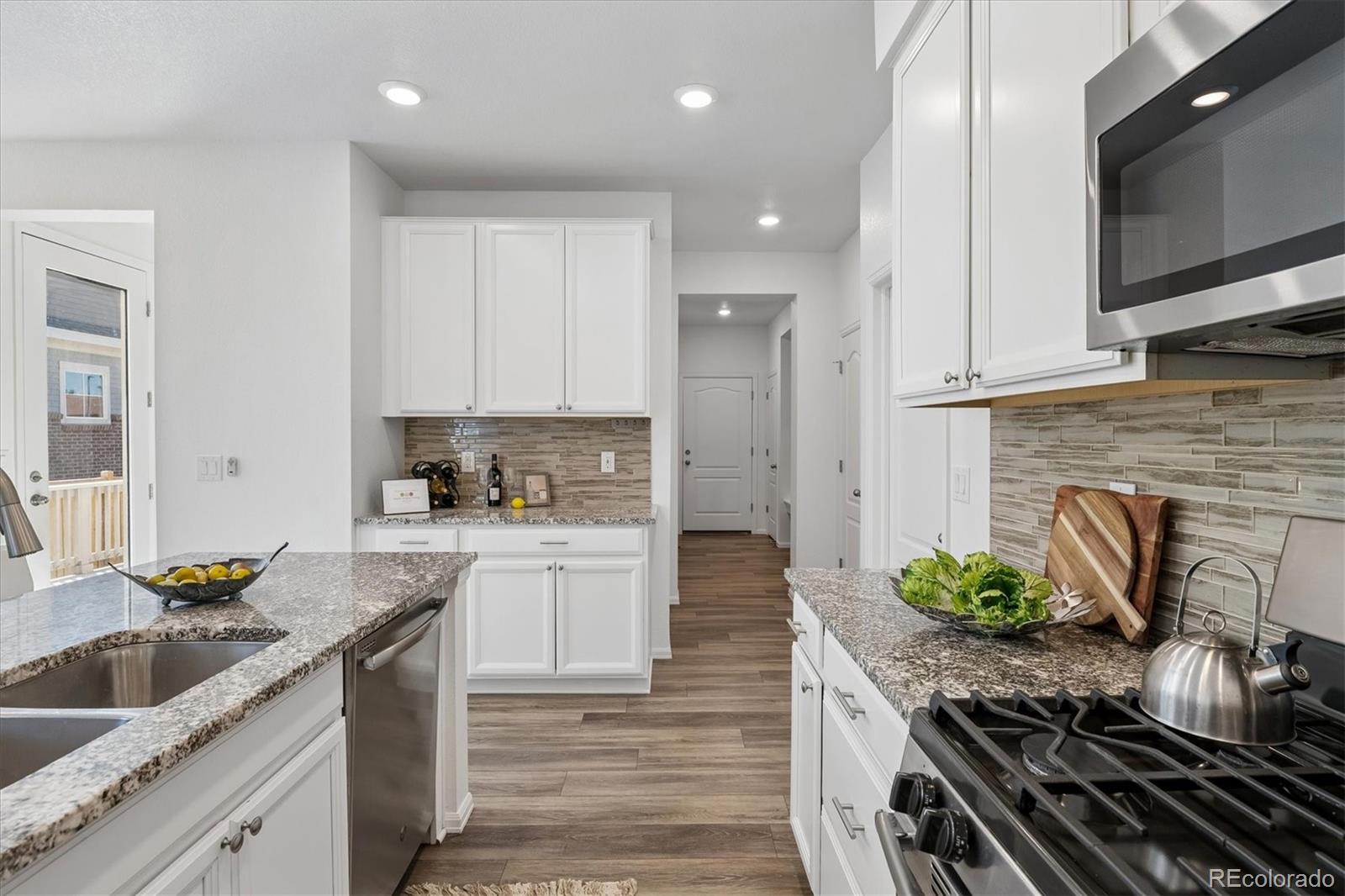 MLS Image #9 for 14058  harrison street,thornton, Colorado