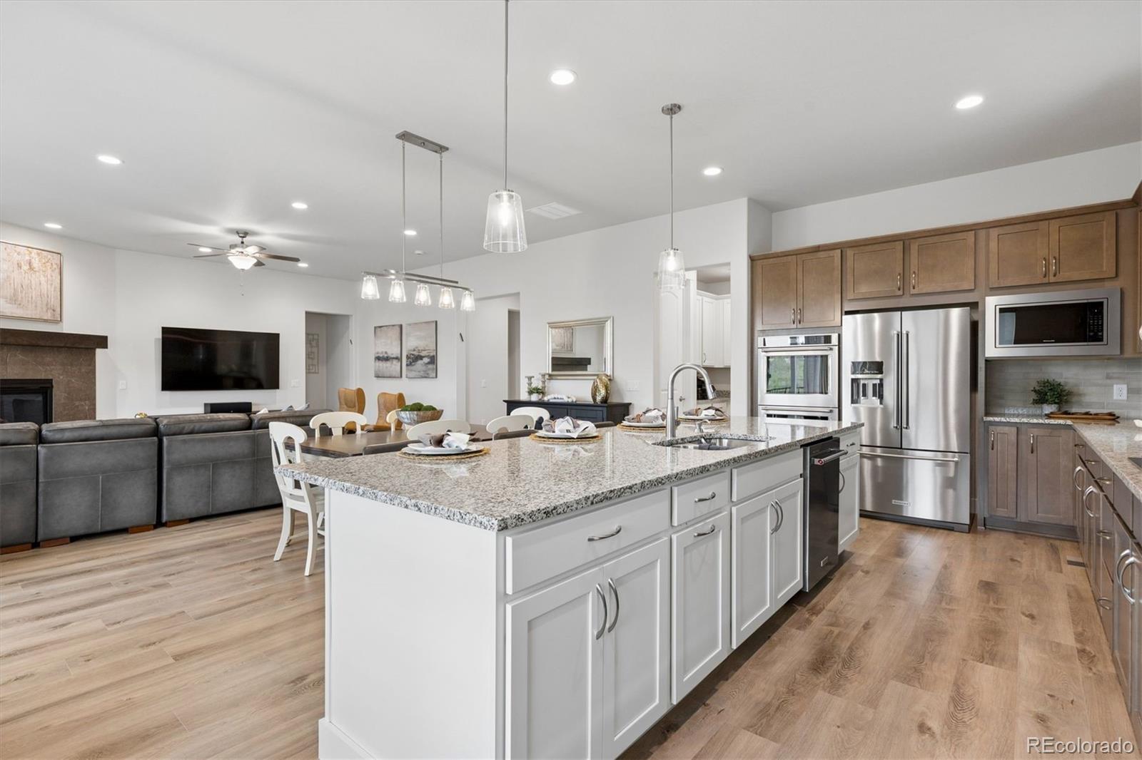 MLS Image #14 for 9026 s shawnee court,aurora, Colorado