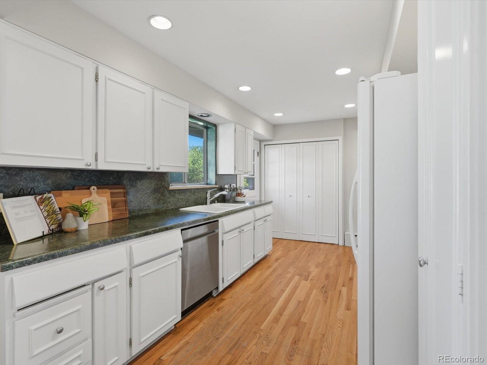 MLS Image #12 for 7255 w 8th avenue,denver, Colorado