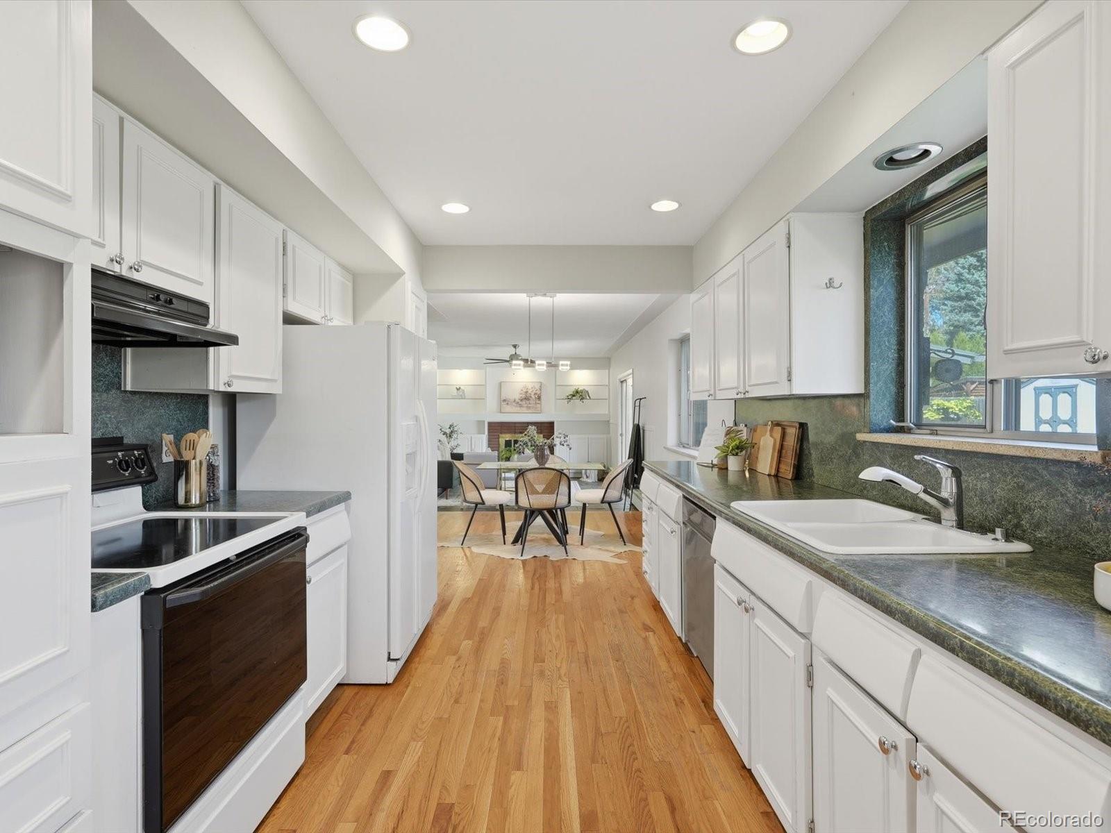 MLS Image #13 for 7255 w 8th avenue,denver, Colorado