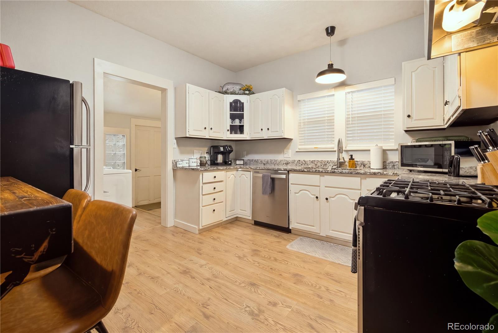 MLS Image #17 for 604 n pine street,colorado springs, Colorado
