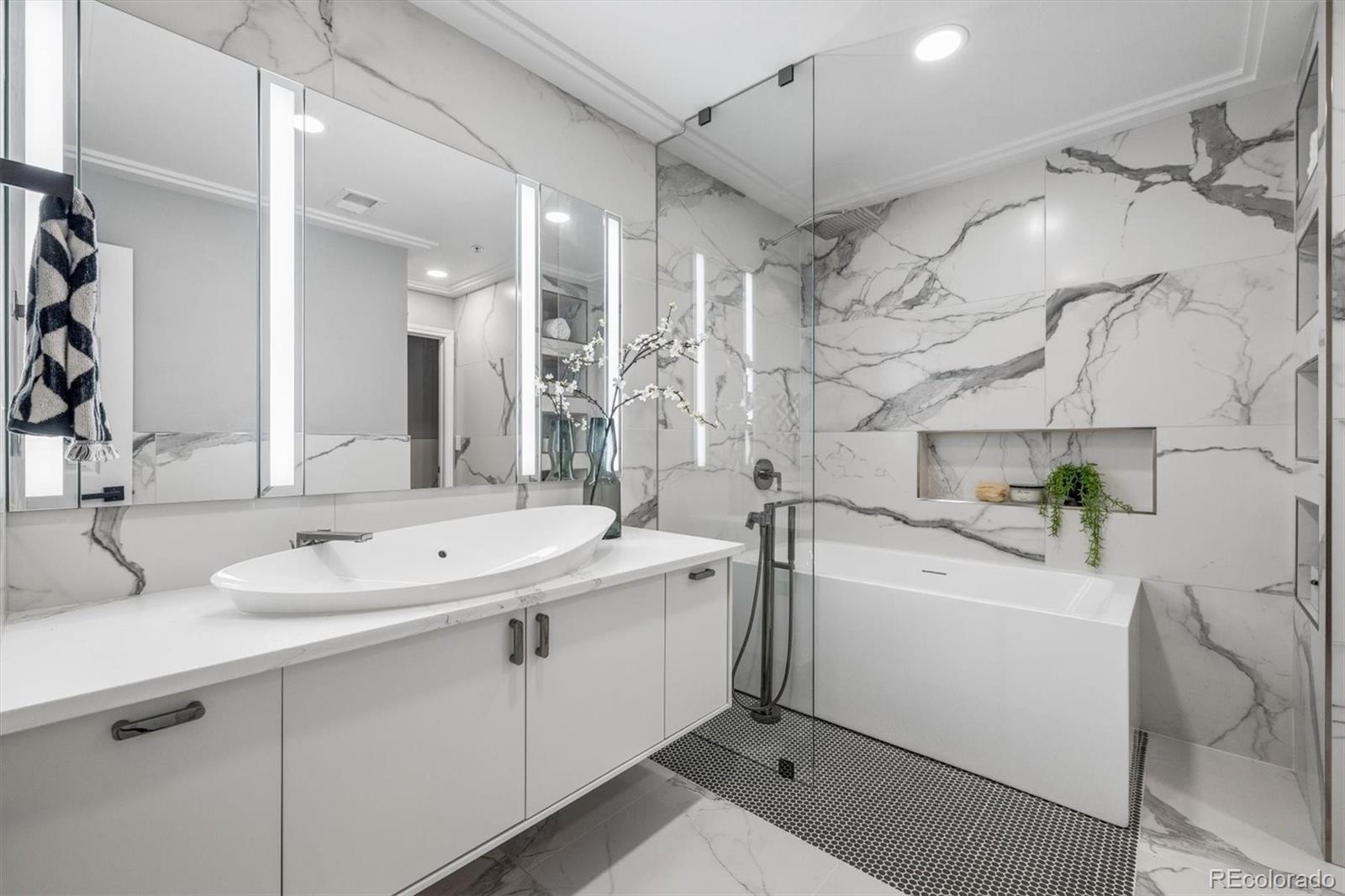 MLS Image #20 for 12 s monroe street ,denver, Colorado