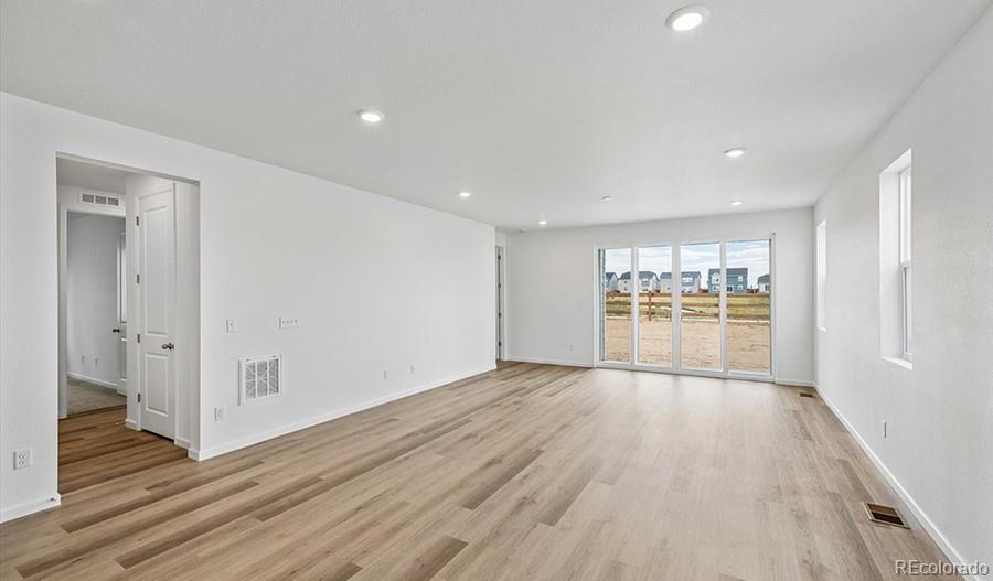 MLS Image #16 for 45920  wood thrush avenue,bennett, Colorado