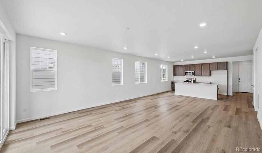 MLS Image #4 for 45920  wood thrush avenue,bennett, Colorado