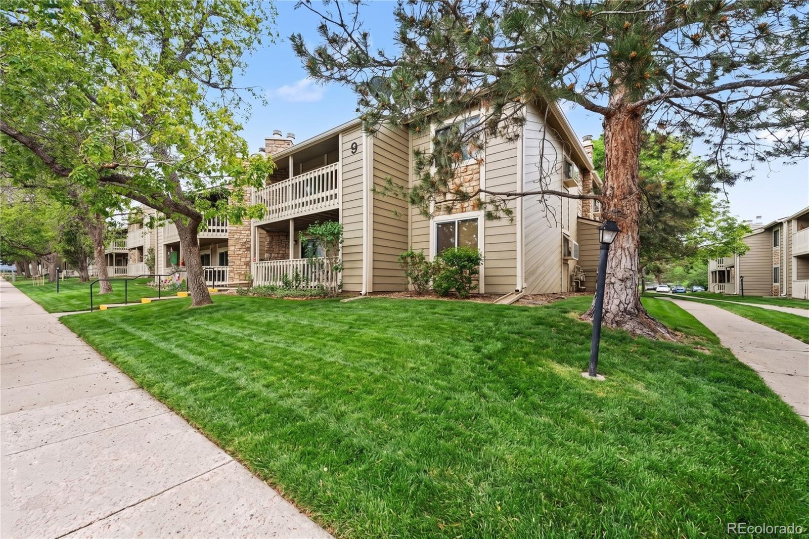 MLS Image #3 for 8225 e fairmount drive,denver, Colorado