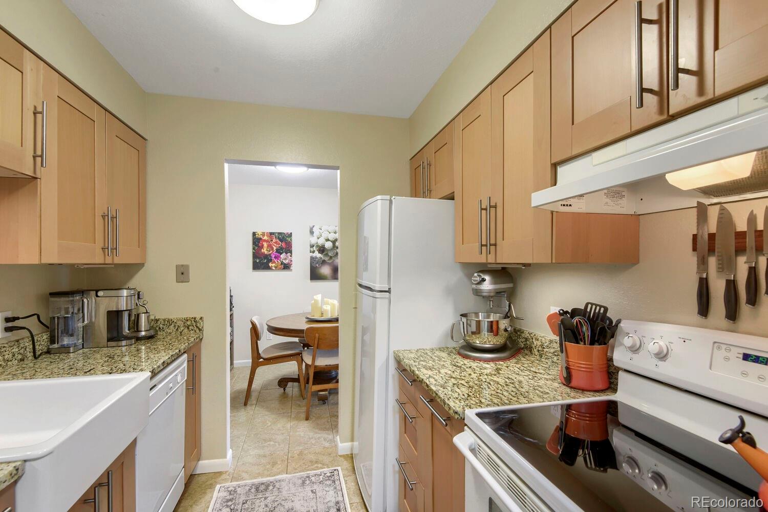 MLS Image #10 for 7995 e mississippi avenue,denver, Colorado
