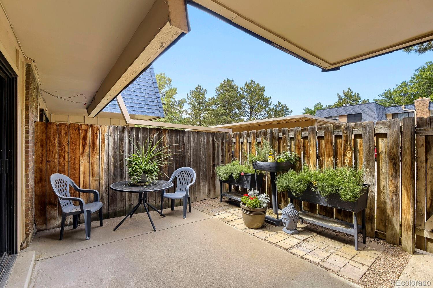 MLS Image #2 for 7995 e mississippi avenue,denver, Colorado