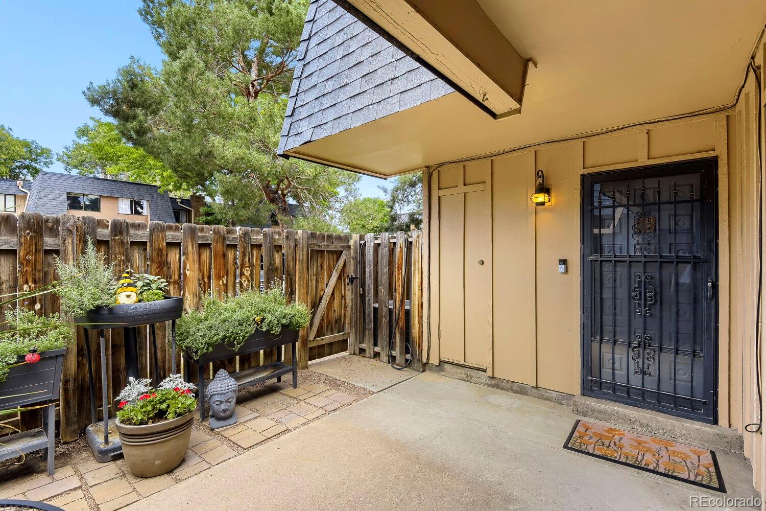 MLS Image #3 for 7995 e mississippi avenue,denver, Colorado
