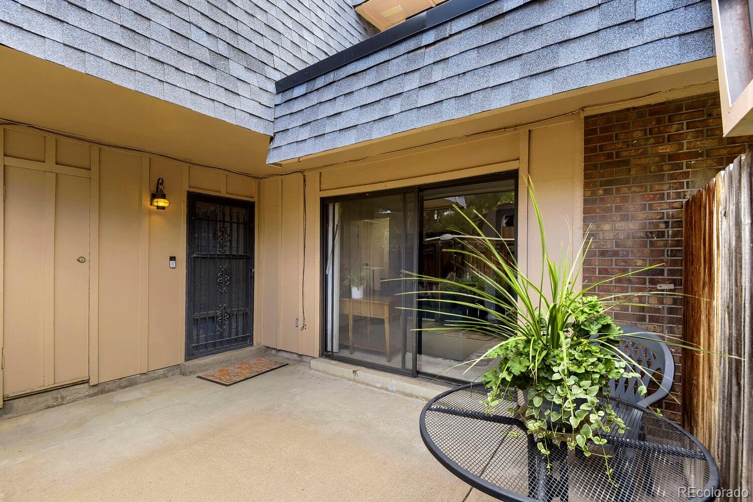 MLS Image #4 for 7995 e mississippi avenue,denver, Colorado