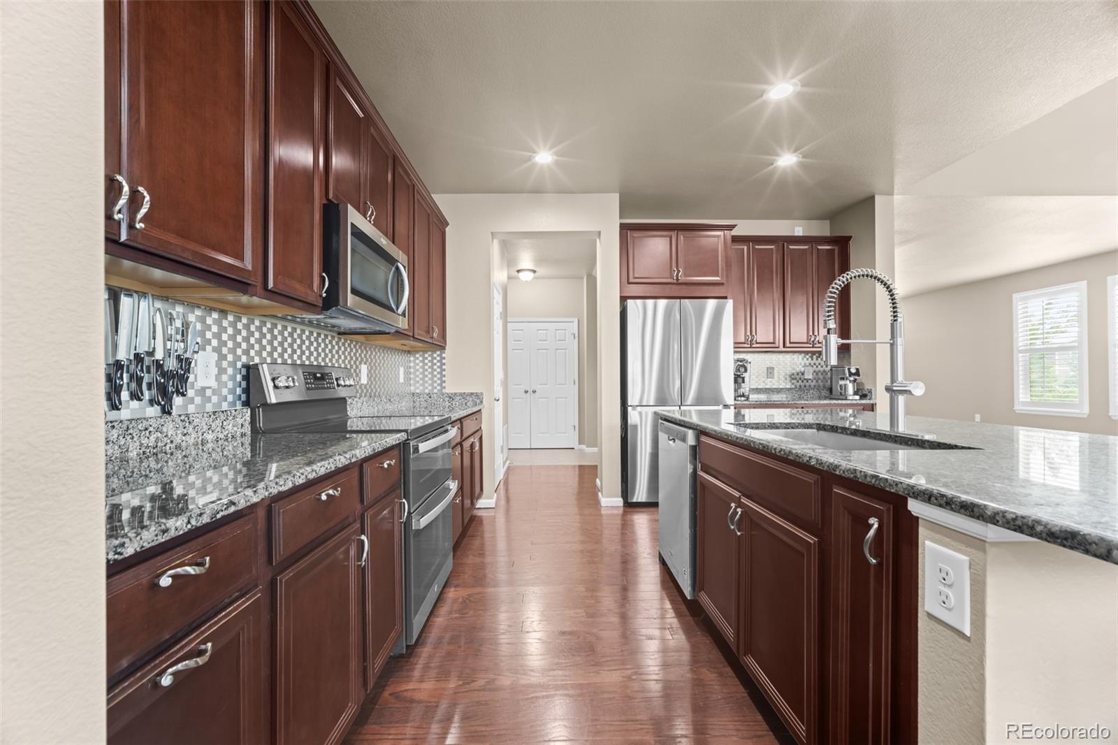 MLS Image #11 for 16908 w 86th avenue,arvada, Colorado