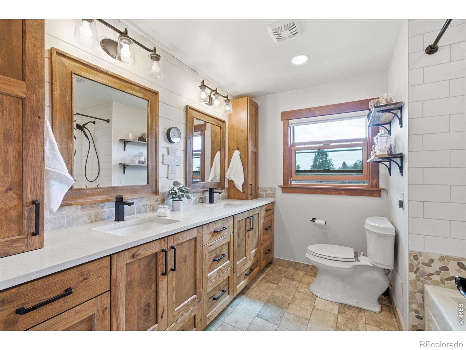 MLS Image #18 for 450 n county road 23 ,loveland, Colorado